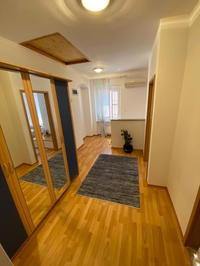 Shadi Apartment Копер Экстерьер фото